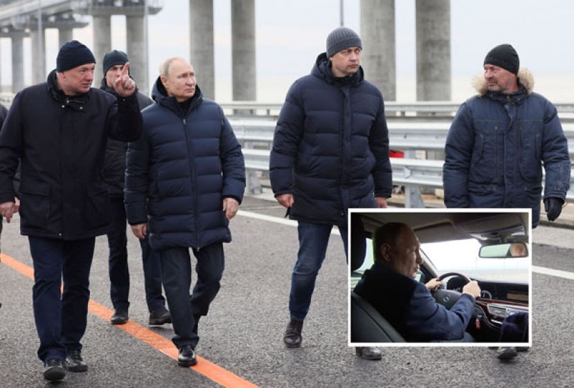 普京现身克里米亚大桥。