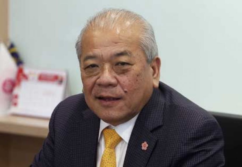 丹斯里吴添泉连任总会长。