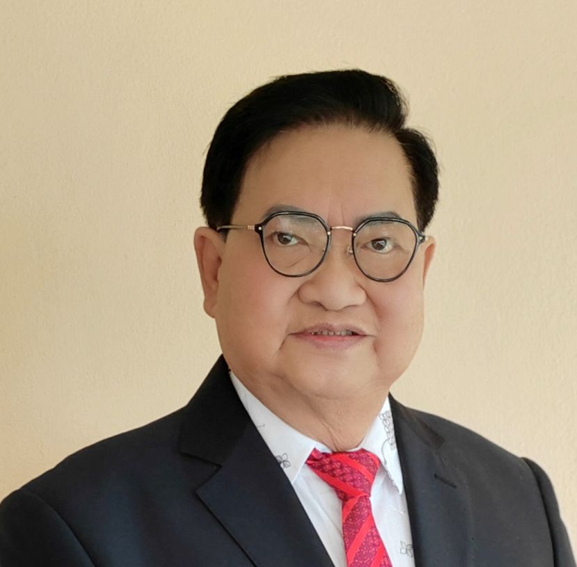 斯木省华总会长兼成邦江中华总商会会长拿督吴标生博士。