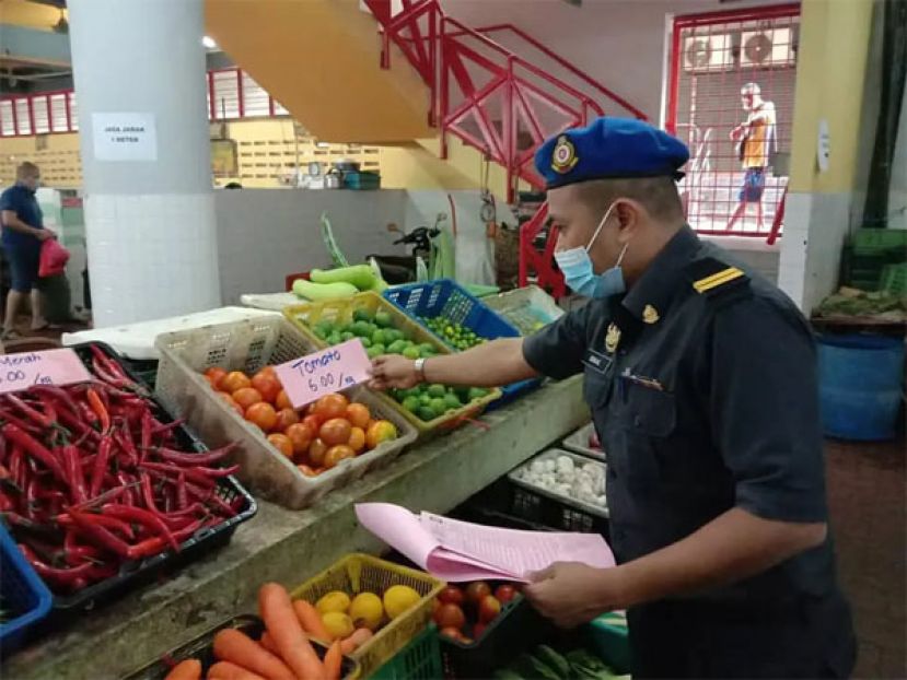 内贸部首半年开车1149张违例罚单