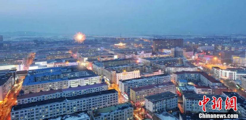 密山城市夜景。