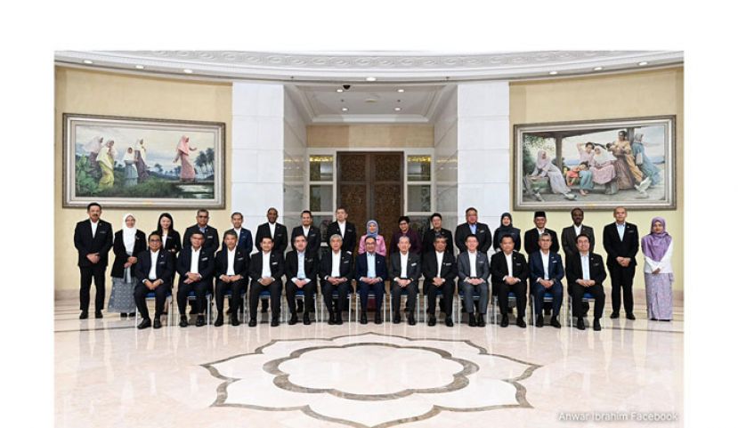 默迪卡民调：安华支持率达68%