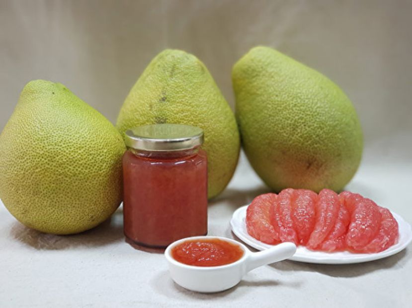 红柚、白柚哪个更营养？营养师教你煮柚子酱