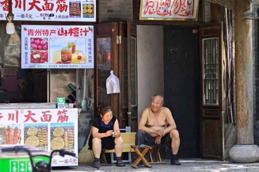 中国大部分地区天气开始炎热，图为山东省青州市。