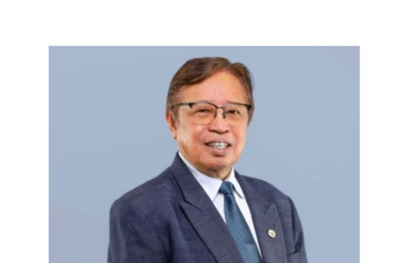 砂总理阿邦佐哈里。