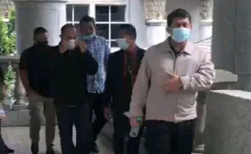 末沙布前政治秘书被带上布城推事庭申请延扣。