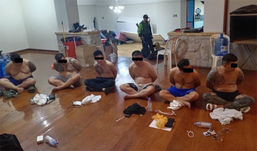 43名大马猪仔受困秘鲁 一天只吃能一餐