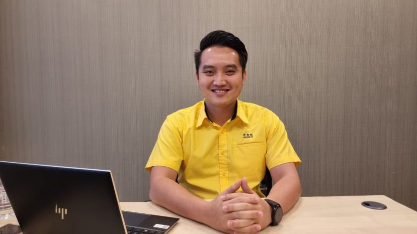 砂人民联合党青年总团宣教秘书许勋扬。