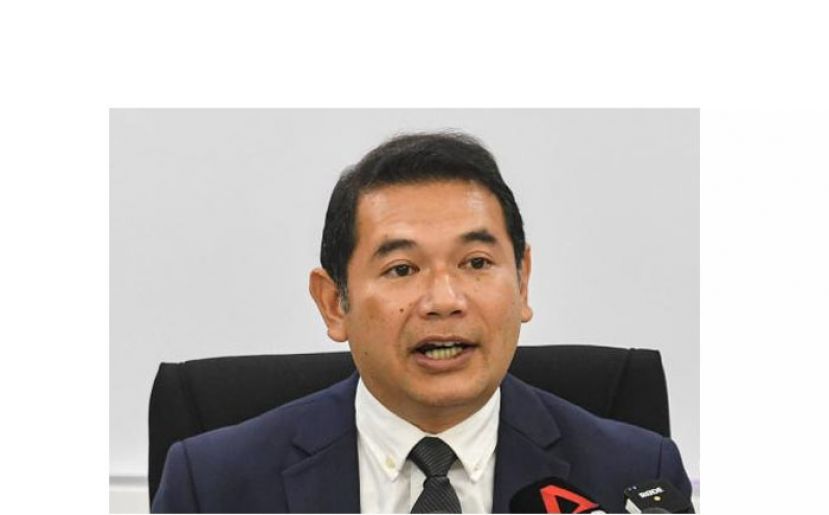 经济部长拉菲兹。