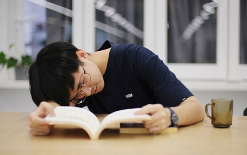 睡满八小时还是疲倦？中医师教煲汤健脾