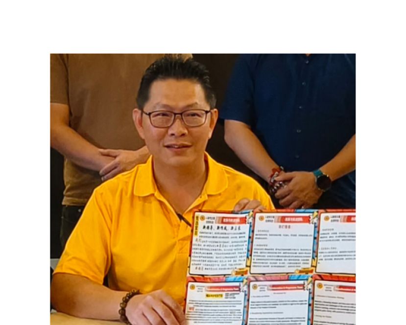 砂人联党古晋支部青年团团长郑志国。