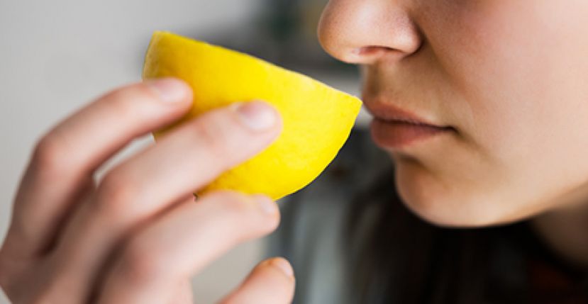 嗅觉丧失手抖　巴金森氏症怎么检测？