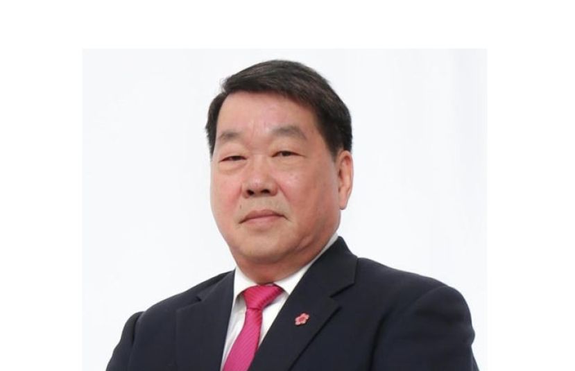 华总总秘书拿督黄益隆。