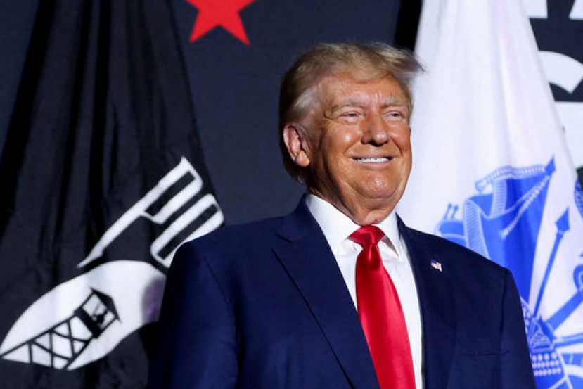 特朗普民调持续领先。