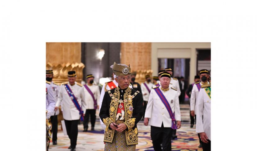 元首向华玲爆发山洪事故家属致哀