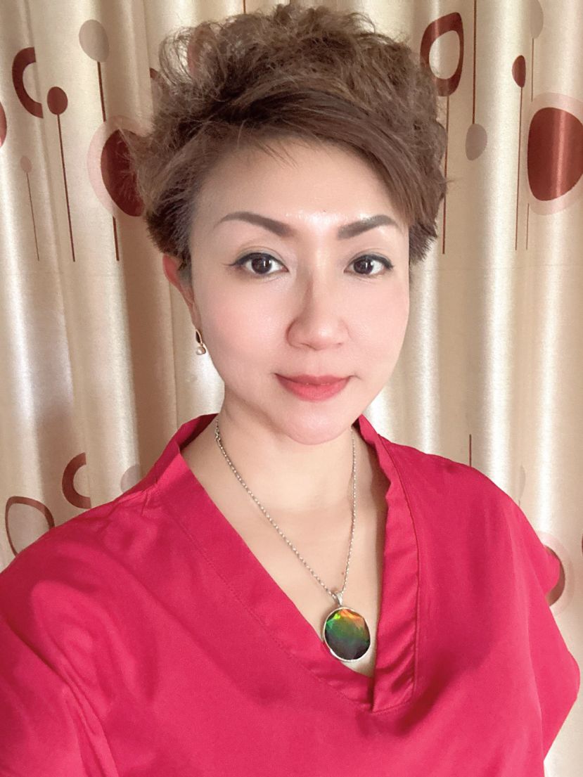 砂拉越人民联合党巴都吉当支部秘书郑丽薲。