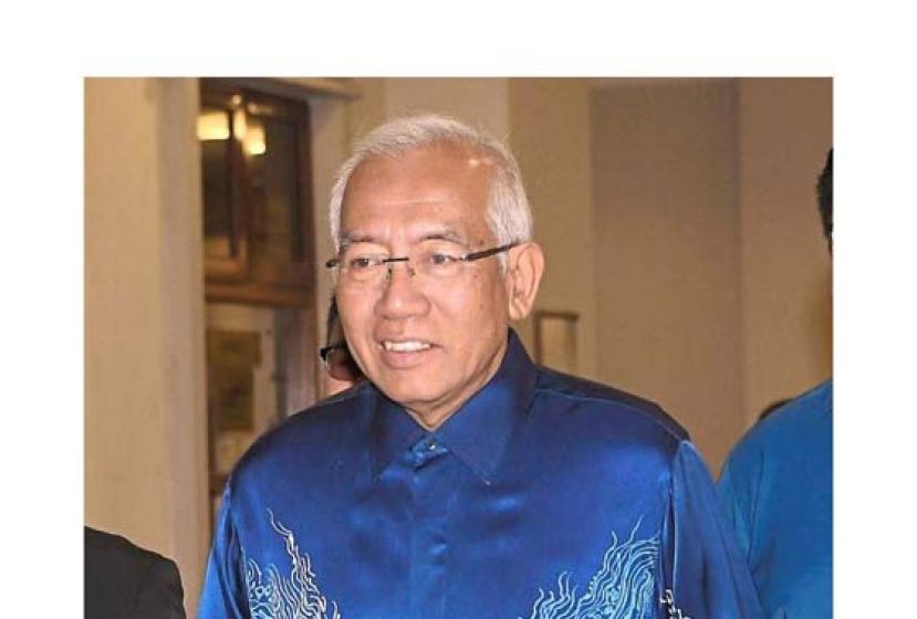 拿督斯里马哈兹尔。