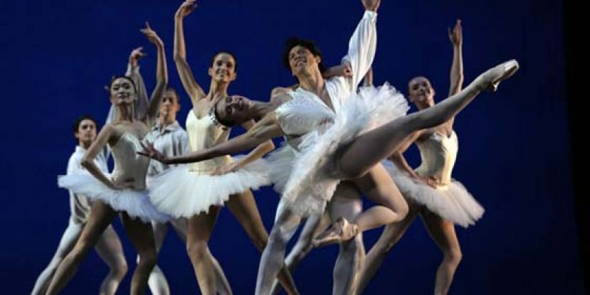 中美关系回暖，美芭蕾舞团10年后重返中国。