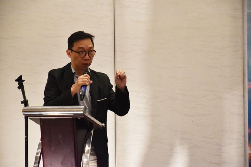 砂拉越大学教授陈宗荣博士。