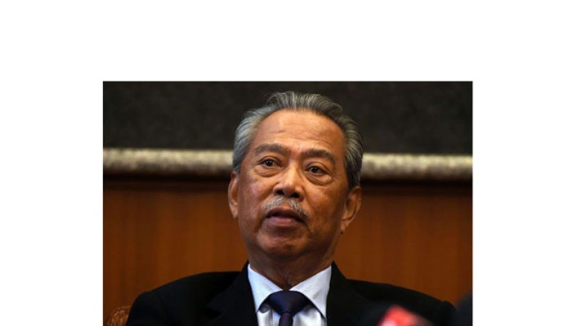 丹斯里慕尤丁。