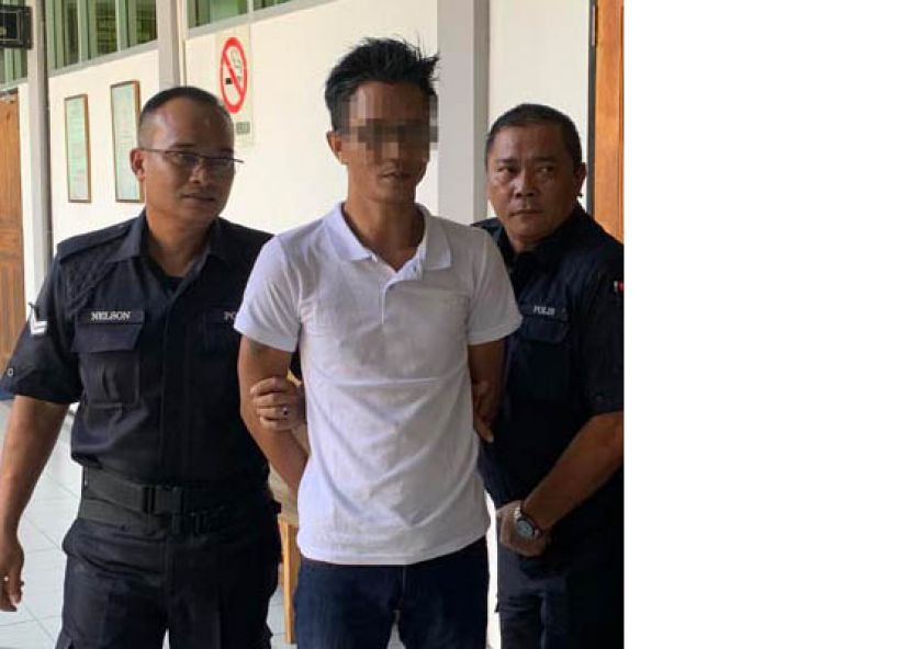 失婚男强奸未成年女友罪成。