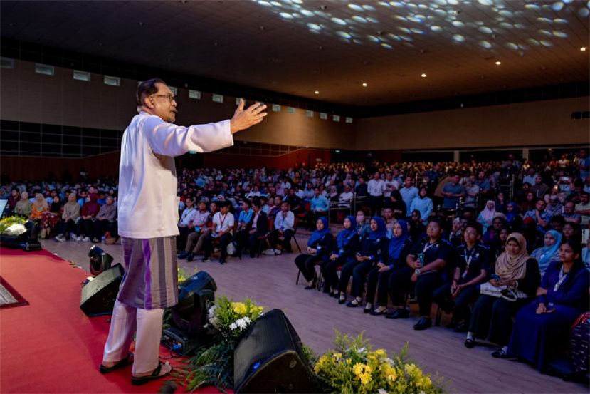 首相: 首季批准714亿令吉投资额 增长60%