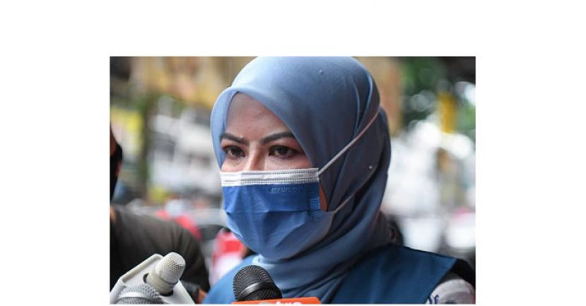 拿督丽娜哈伦。