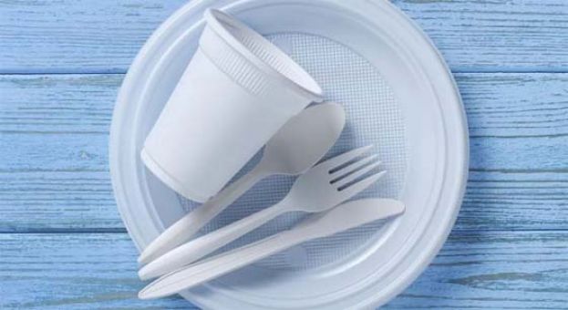 重复使用有助减少塑料废物，港府吁放弃&ldquo;抛弃式文化&rdquo;。