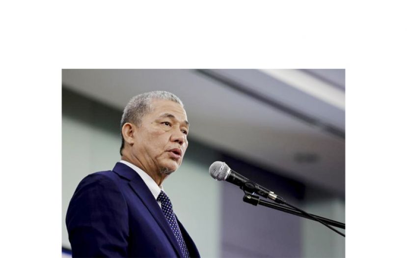 副首相拿督斯里法迪拉。
