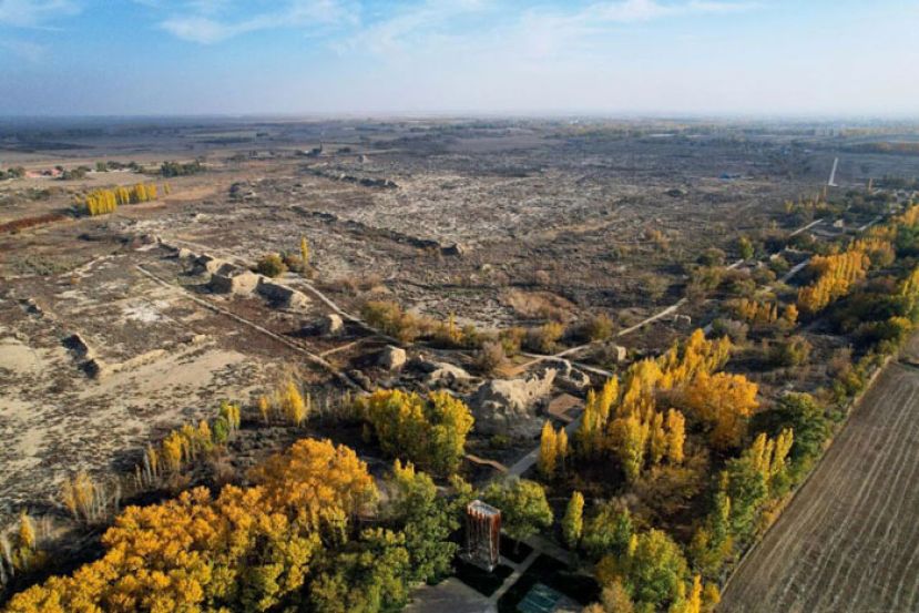 北庭故城遗址俯瞰。