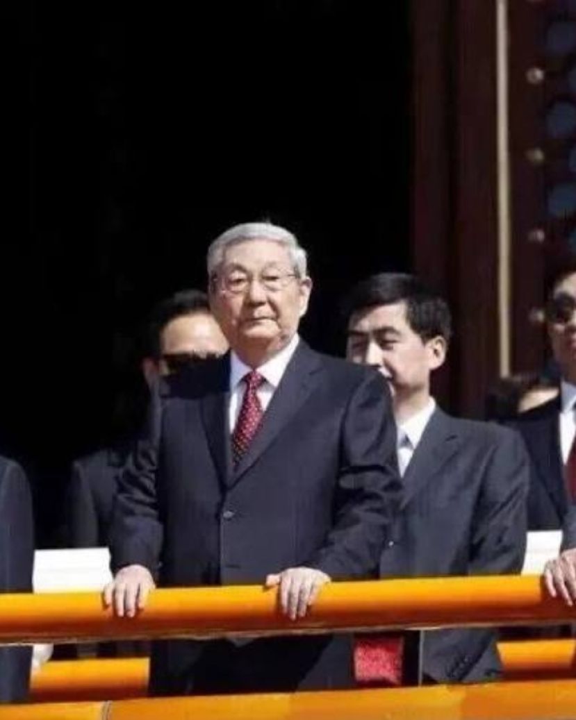 中共国务院前总理朱镕基在北京逝世终年98岁