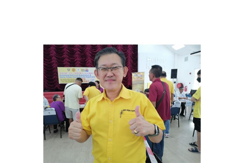 砂人联党峇都林当支部第十三届执委会顺利产生，薛华东众望蝉联主席。