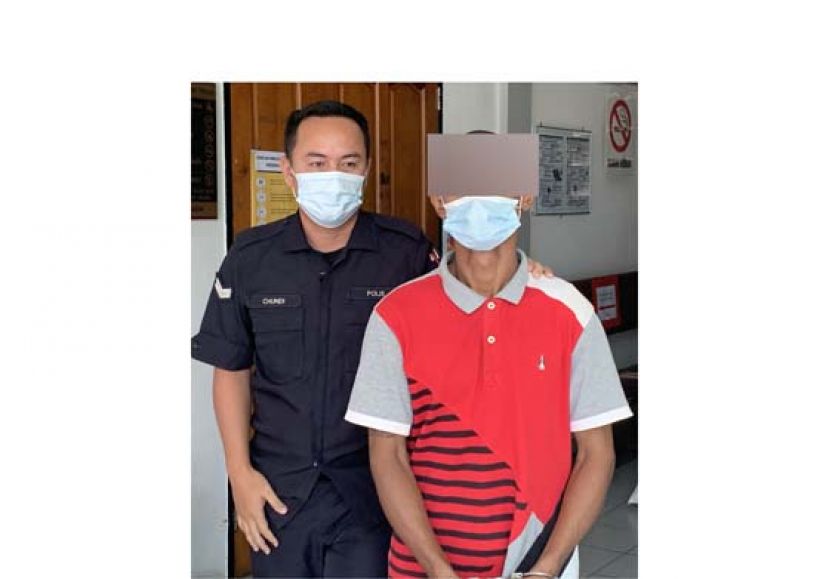 涉及抢车案的被告认罪后被判蹲牢6年及打一鞭。