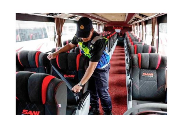 长巴与旅巴司机乘客须系安全带　702起严格执法违例各罚300令吉