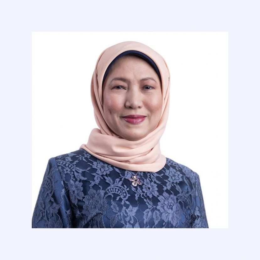 旅游部长拿督斯里南希苏克里。