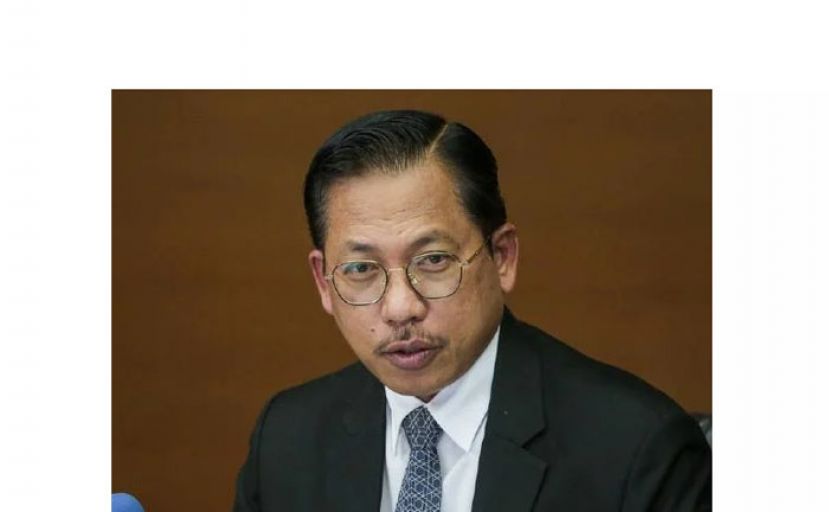 教育总监阿兹曼。