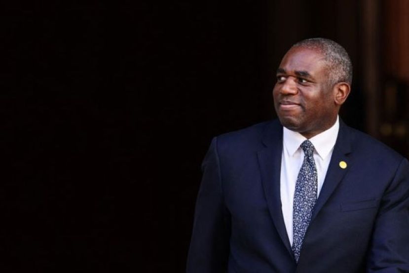 英内阁大幅改组 原外長拉米出任副首相