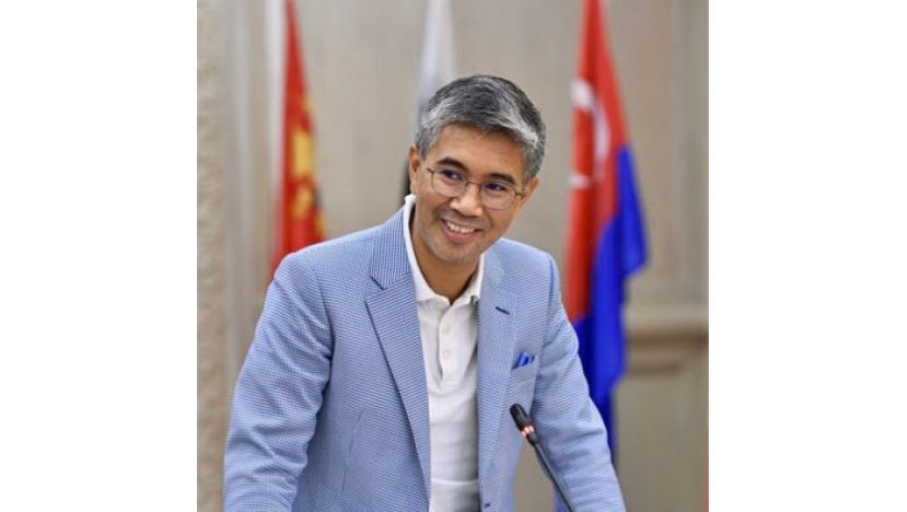 财政部长东姑扎夫鲁。