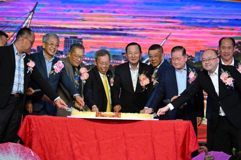 董仕星：中秋象征团圆和谐　马福公布未来全国活动