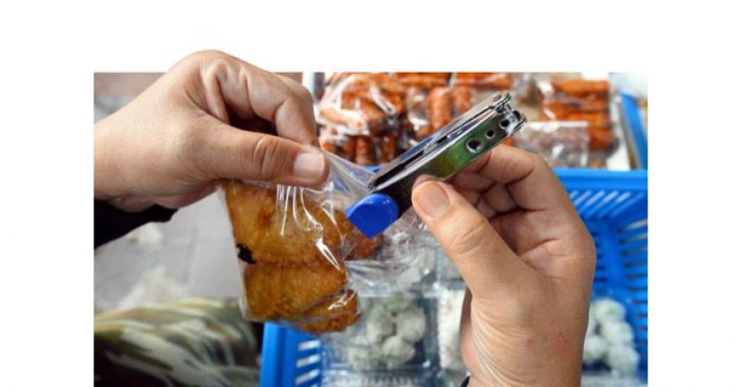 诺希山：订书钉打包食物违法　罪成可被罚款1万监禁2年