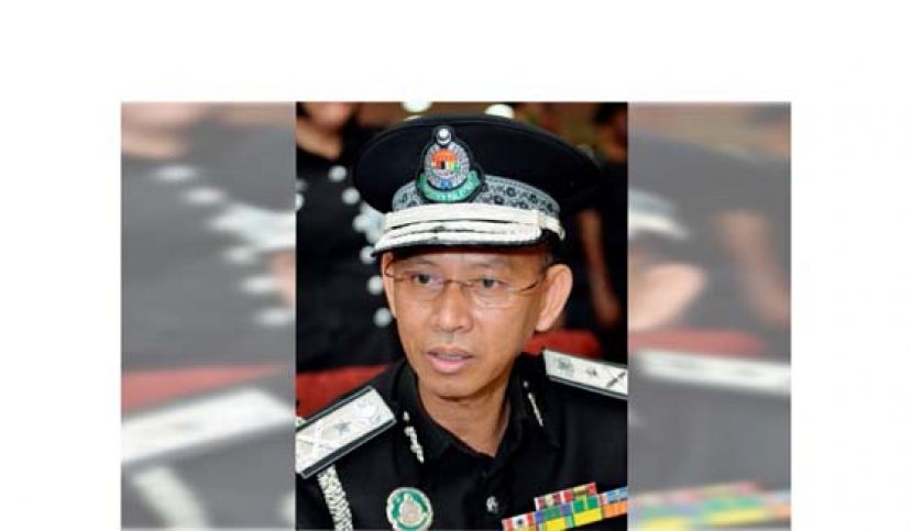 砂拉越移民局局局长拿督肯拉本。