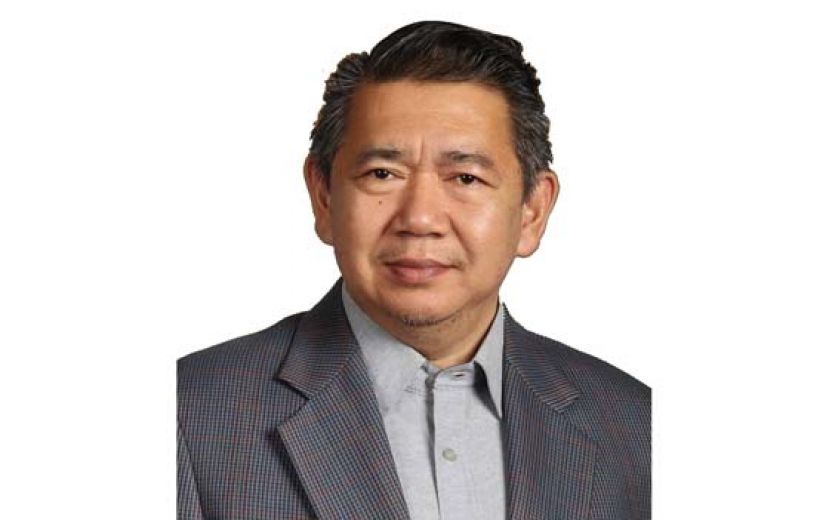 农业及农基工业部长拿督沙拉胡丁。