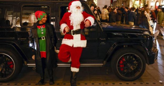 圣诞节最快乐的就是收到圣诞礼物，不少人也在童年听过圣诞老人会在晚上来送礼物的神话。