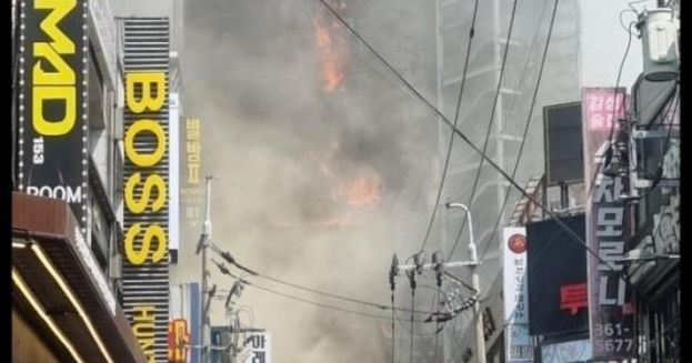 仁川市富平区乐天电影院大楼发生火灾