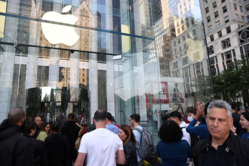 消息指出，Apple有意收购曼联。