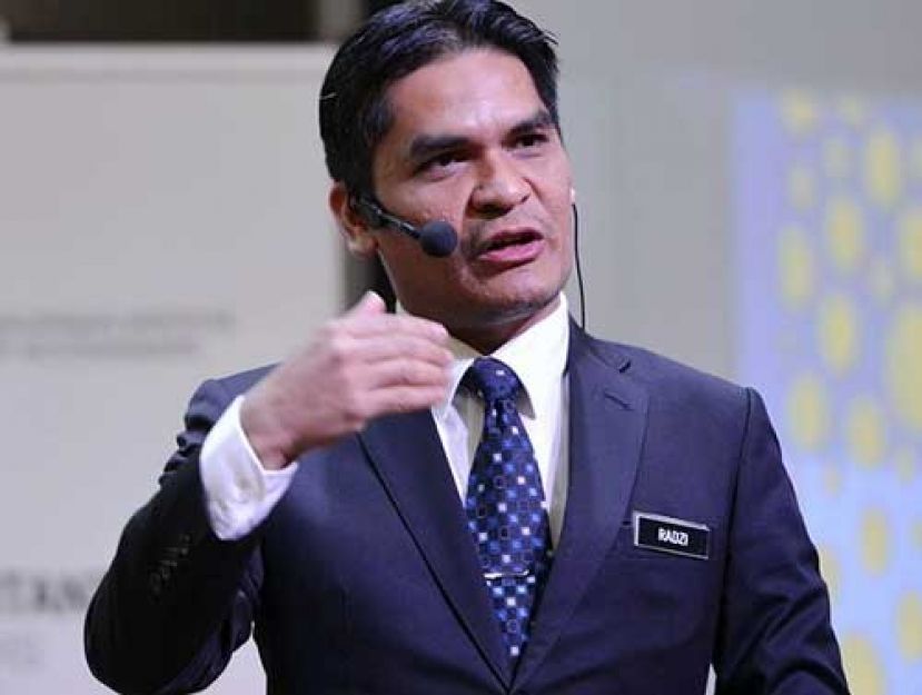 ●拿督斯里拉兹吉丁。