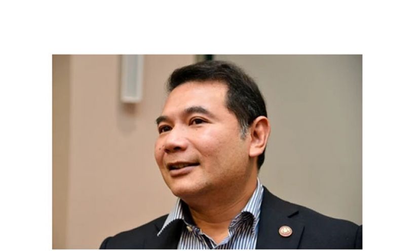 经济部长拉菲兹。