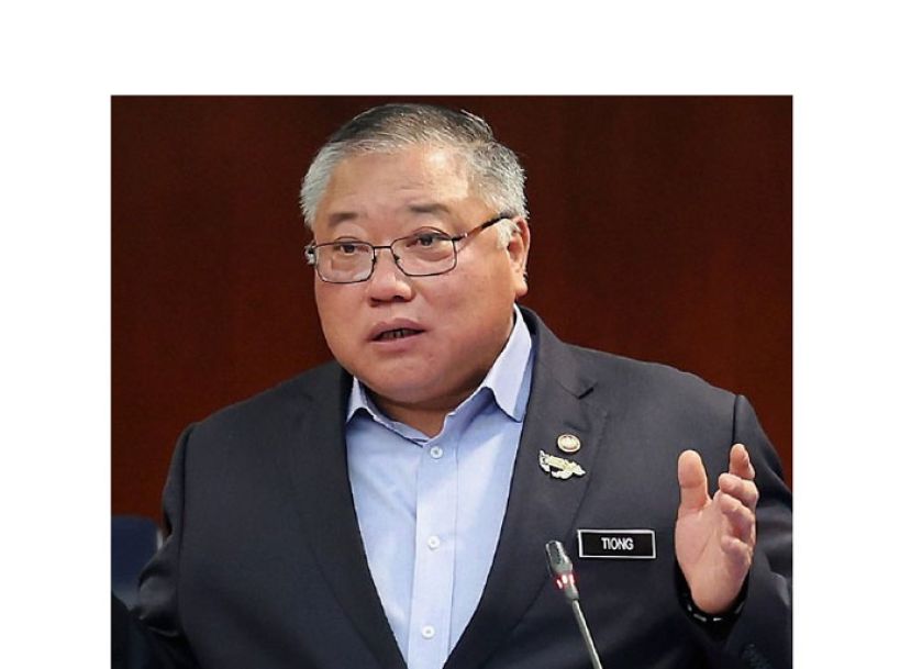 拿督斯里张庆信。