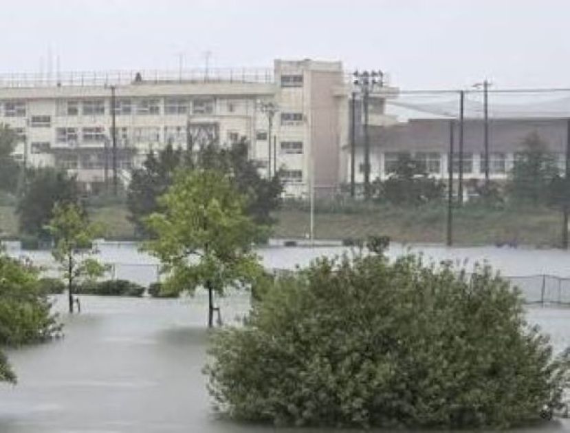 日本关东风灾致9死，500多栋住宅遭殃。