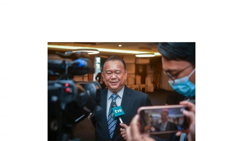 亚历山大:砂盟接增4州席提议